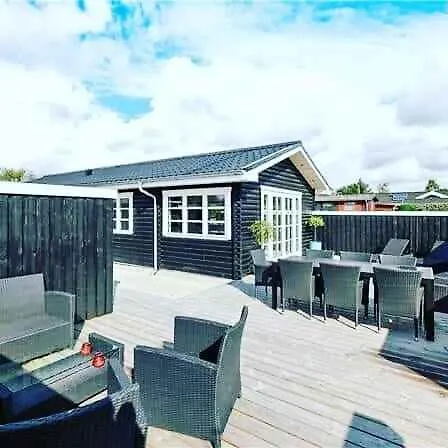 Luxury In The Summer Oasis * Hadsund